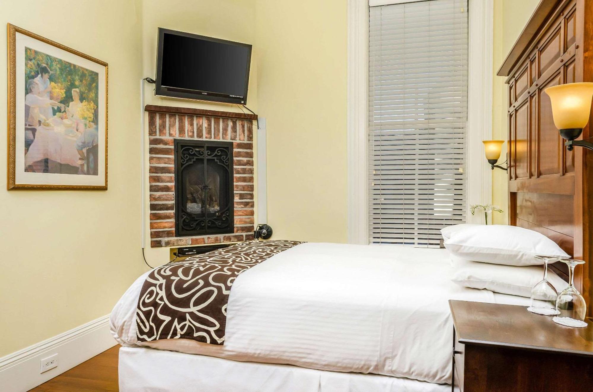 Hotel Napa Valley, Ascend Hotel Collection Exterior photo